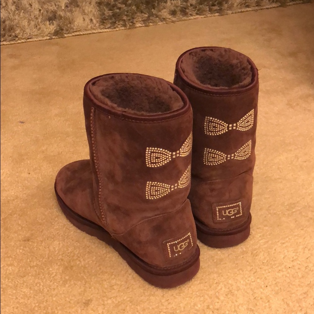 PURPLE AUTHENTIC UGG BOOTS